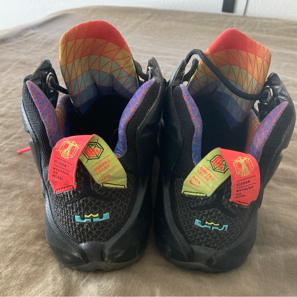 Nike LeBron Sneakers - 5.5Y /7.5W /Eur 38 - black w neon accents - 2014 ed - Picture 6 of 8